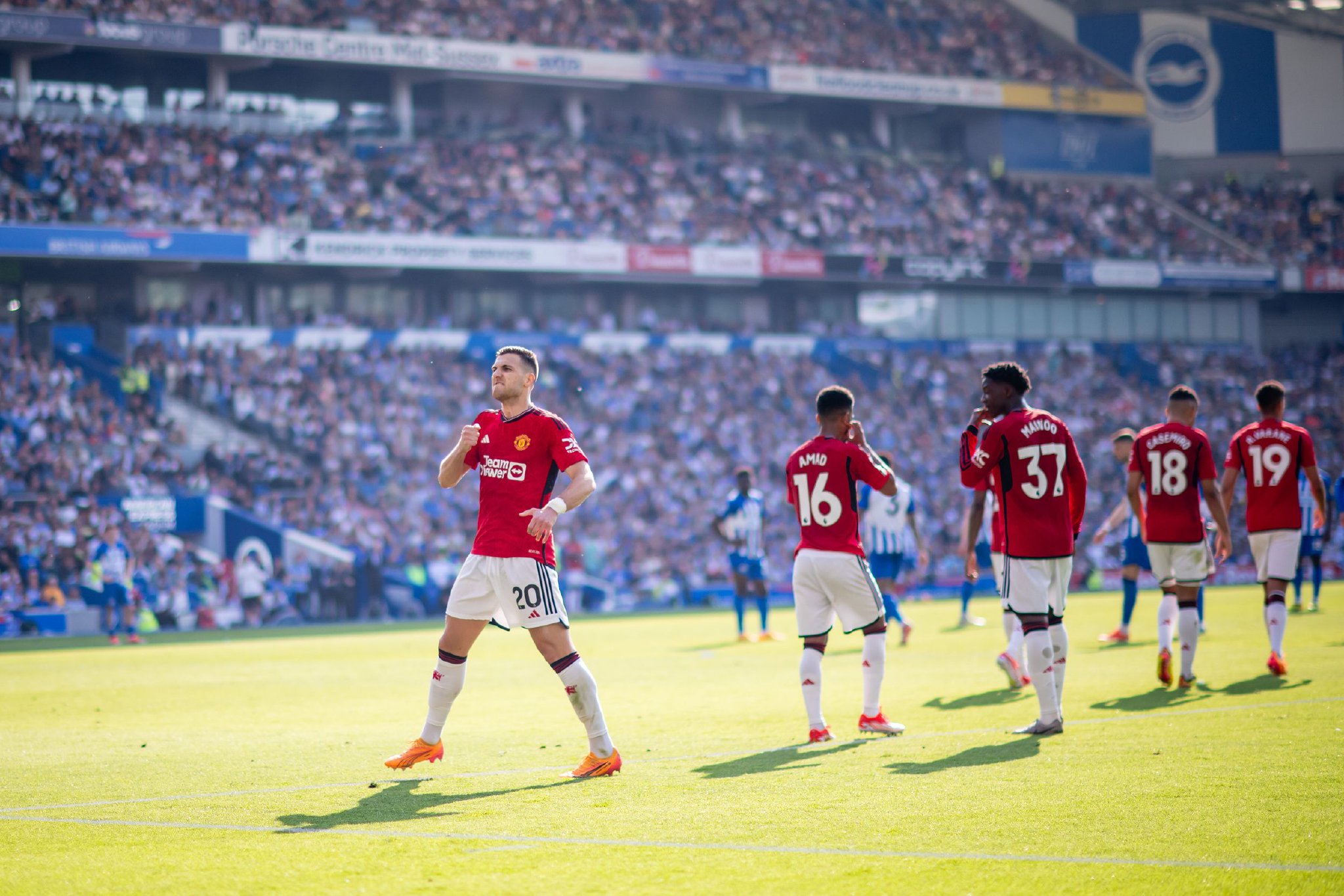 并邀请嘉宾 并邀请嘉宾